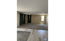 704 Mika Ct, Brawley, CA 92227