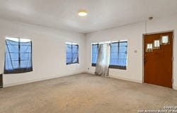 1828 W Craig Pl, San Antonio, TX 78201