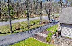 888 E Alpine Drive, Terra Alta, WV 26764