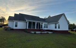 387 Tanglewood Dr, Moultrie, GA 31768