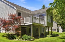 6 Meadowood Drive, Exeter, NH 03833
