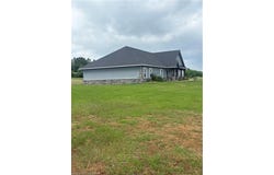 21887 Ranch RD, Howe, OK 74940