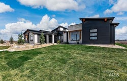 525 Founder Ave, Middleton, ID 83644