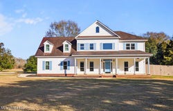 34 E Hidden Hills Drive, Picayune, MS 39466