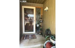 632 SW WILLOWBROOK Ave, Gresham, OR 97080