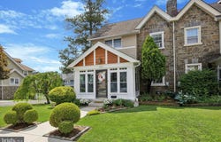 127 CRESTVIEW ROAD, UPPER DARBY, PA 19082
