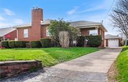 224 Eastern Dr, Lower Burrell, PA 15068
