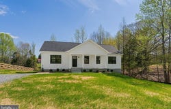 206 SECLUSION SHORES DRIVE, MINERAL, VA 23117