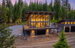 2282 N Center Valley Rd, Sandpoint, ID 83864