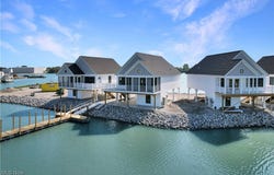545 W Lakeshore Drive unit: 9, Port Clinton, OH 43452
