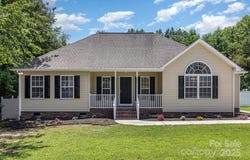 608 Red Hawk Way, Clover, SC 29710