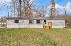 1260 E County Line Rd NE, Palmyra, IN 47164