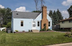 1516 Mendelssohn Avenue N, Golden Valley, MN 55427