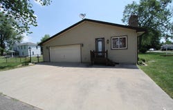 2911 5th, Monroe, MI 48162