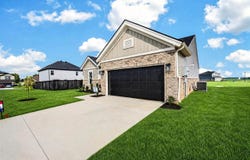 9990 Bremerton Street, Bowling Green, KY 42101