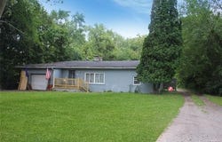 35344 Ecorse Road, Romulus, MI 48174