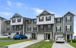 68 AYRSHIRE DRIVE, HANOVER, PA 17331
