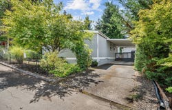 14995 S Blue Vista Dr, Oregon City, OR 97045