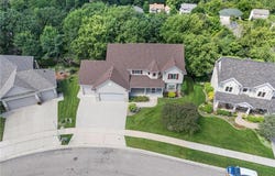1556 Redwood Lane SW, Rochester, MN 55902