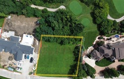 1720 Burr Oaks Drive, West Des Moines, IA 50266