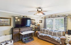 305 California Avenue, Windsor, MO 65360