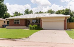 2660 Lakeside Drive, Oklahoma City, OK 73120
