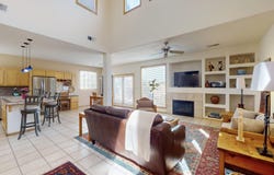 653 RENAISSANCE Loop SE, Rio Rancho, NM 87124