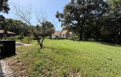 5220 Sterling Avenue, Raytown, MO 64133