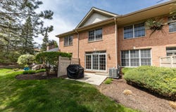 405 ASHBURY Lane, Lemont, IL 60439