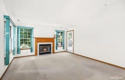 63 Jericho Lane, Batavia, IL 60510
