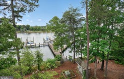 733 RUNABOUT Loop, SOLOMONS, MD 20688