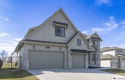 12505 Pheasant Run Circle, Papillion, NE 68046