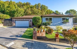28 Oak Tree Lane, Fairfax, CA 94930