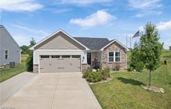 4358 Pioneer Circle SW, Massillon, OH 44646
