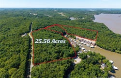 St. Croix Drive, Sunrise Beach, MO 65079