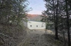 4123 Panther Creek Rd, Sneedville, TN 37869