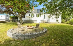 92 Lewis Avenue, Somerset, MA 02726