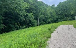 450 Shrilda Ln., Jackson, KY 41339