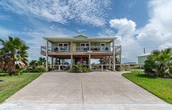 10 Northview Dr, ROCKPORT(HOLIDAY BEACH), TX 78382