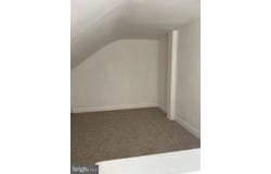 610 BORDENTOWN ROAD, BURLINGTON, NJ 08016