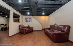 306 Doe Run, Sellersburg, IN 47172