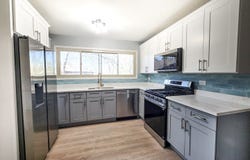 Streamwood, IL 60107