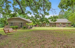 6308 N Mountain Grove Road, Alma, AR 72921