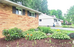 307 Cynthia Drive, Chardon, OH 44024