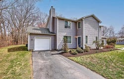 11 Parsley Lane, Narragansett, RI 02874