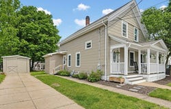 39 Division St, North Attleboro, MA 02760