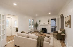 939 Vineshire Road, Cleveland Heights, OH 44121