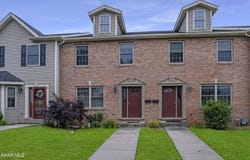 113 Holliday Hills Drive, Hollidaysburg, PA 16648