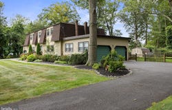 1927 ROOSEVELT BOULEVARD, VINELAND, NJ 08361