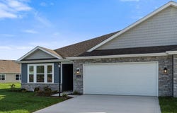 1104 Butler Lake Court, Fort Wayne, IN 46818